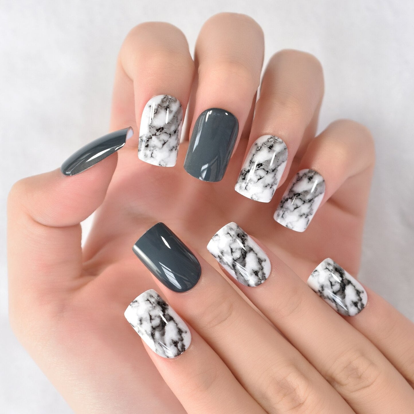 Glossy Gradient Rainbow Ombre French Press on Nails Almond Fake Nails Stiletto Oval Pointed Manicure False Nails Finger Tips