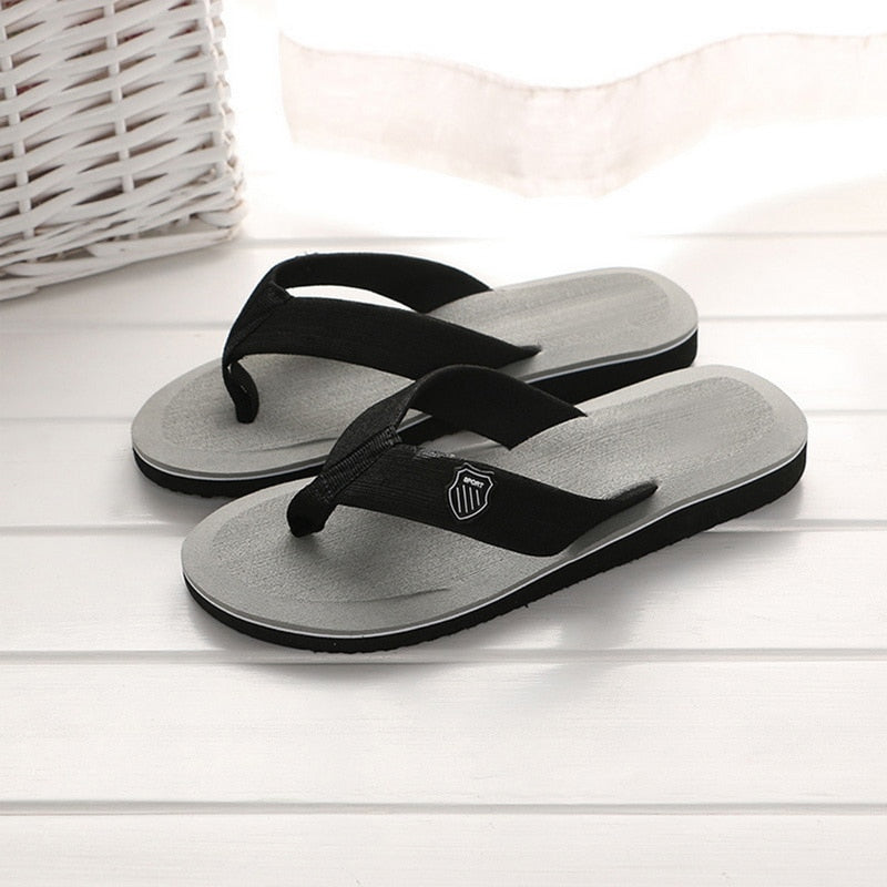 2023 Summer Slippers Men Flip Flops Beach Sandals Non-slip Casual Flat Shoes Slippers Indoor House Shoes for Men Outdoor Slides