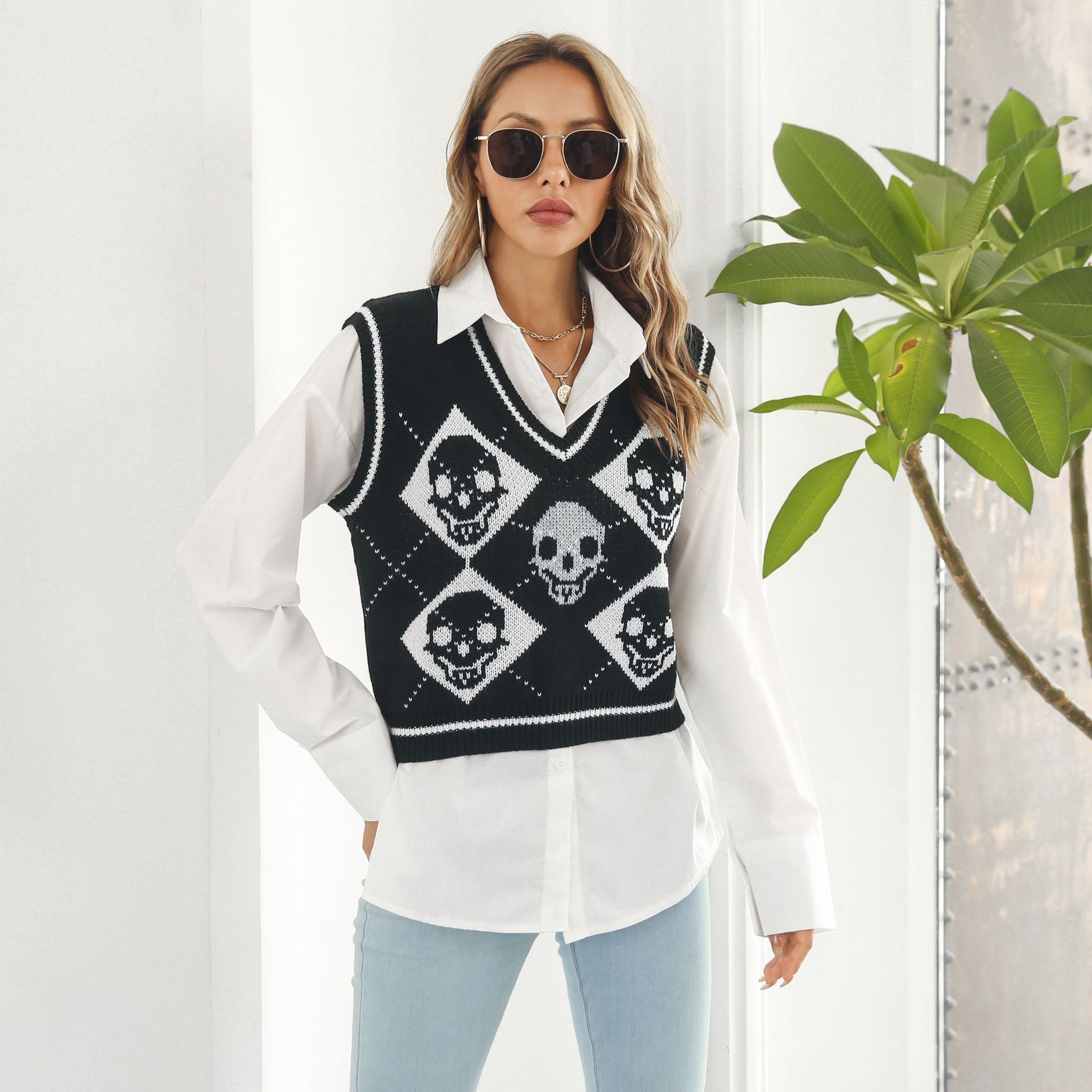 Halloween Sweaters Women Vest Y2K Skulls Personality Knitted Female Vest Plaid Fashion Winter Knitwear Sweaters Tops Women New Black