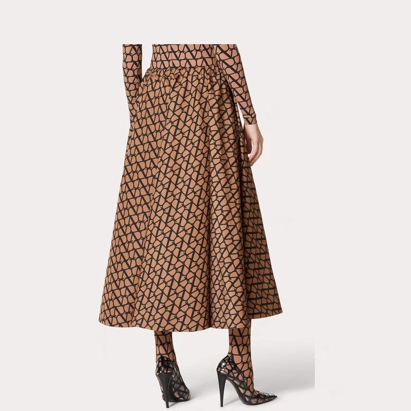 The Same Counter Women Half Skirt Spring and Summer Senior Grid Design In The Long Skirt