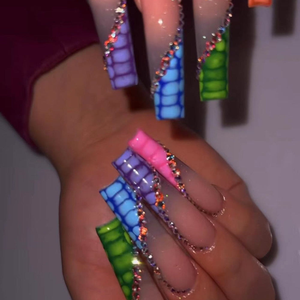 41Style Diamond Stiletto Coffin Long Nail Europe America Handwork Customization Cosplay Party Full Cover Fake Nails Woman Gift