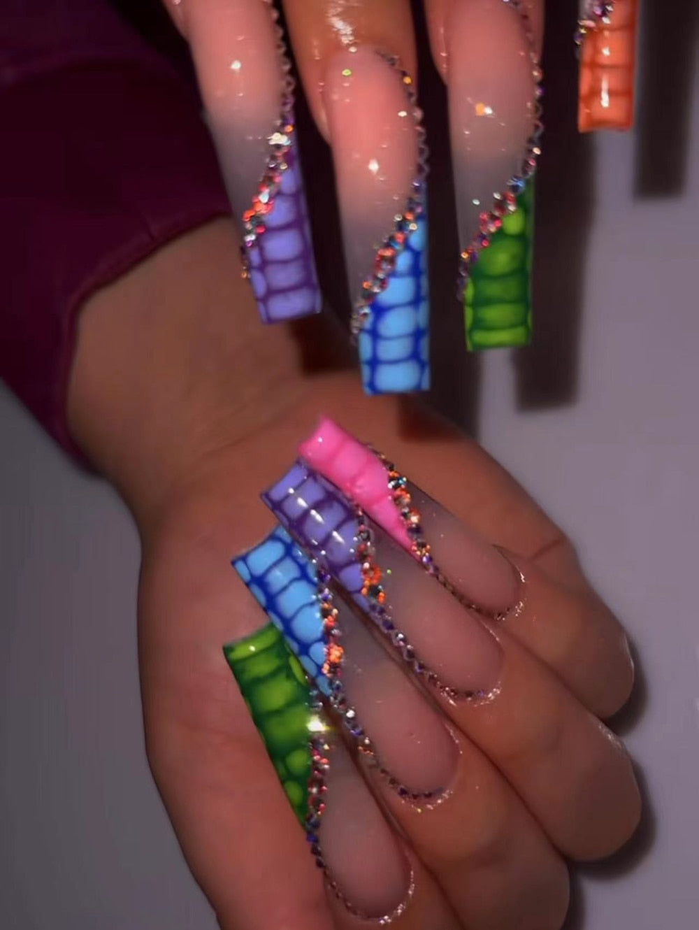 41Style Diamond Stiletto Coffin Long Nail Europe America Handwork Customization Cosplay Party Full Cover Fake Nails Woman Gift