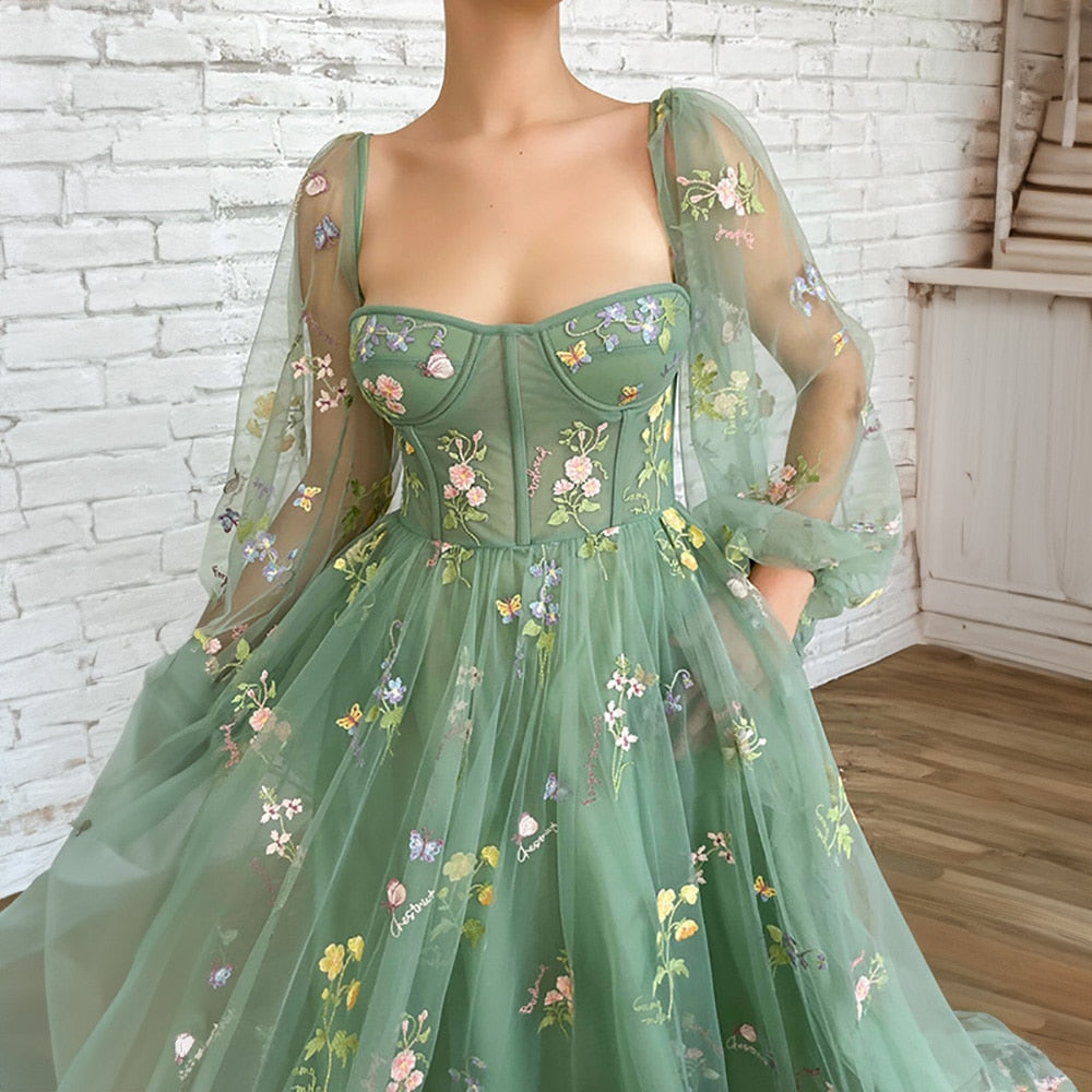 Elegant Homecoming Dresses Square Neck Appliques Gorgeous Puff Sleeves Evening Dresses Lace Up vestidos de graduación
