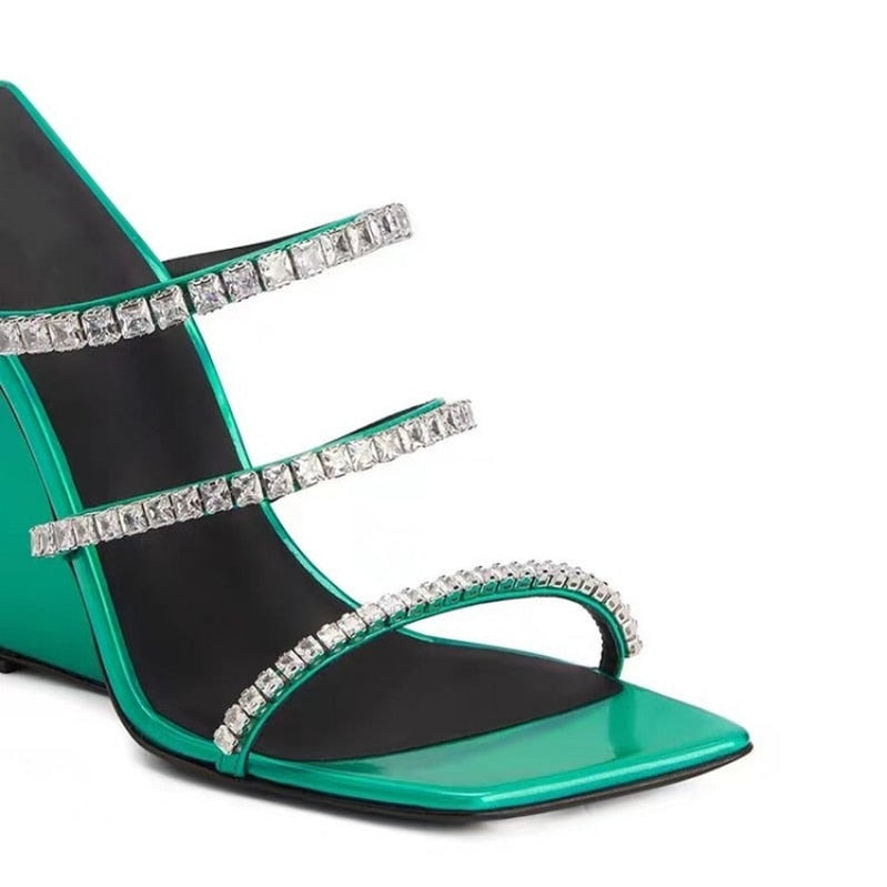 European and American designer brand runway sandals Women's summer fashion Z-shaped high heel rhinestone slippers