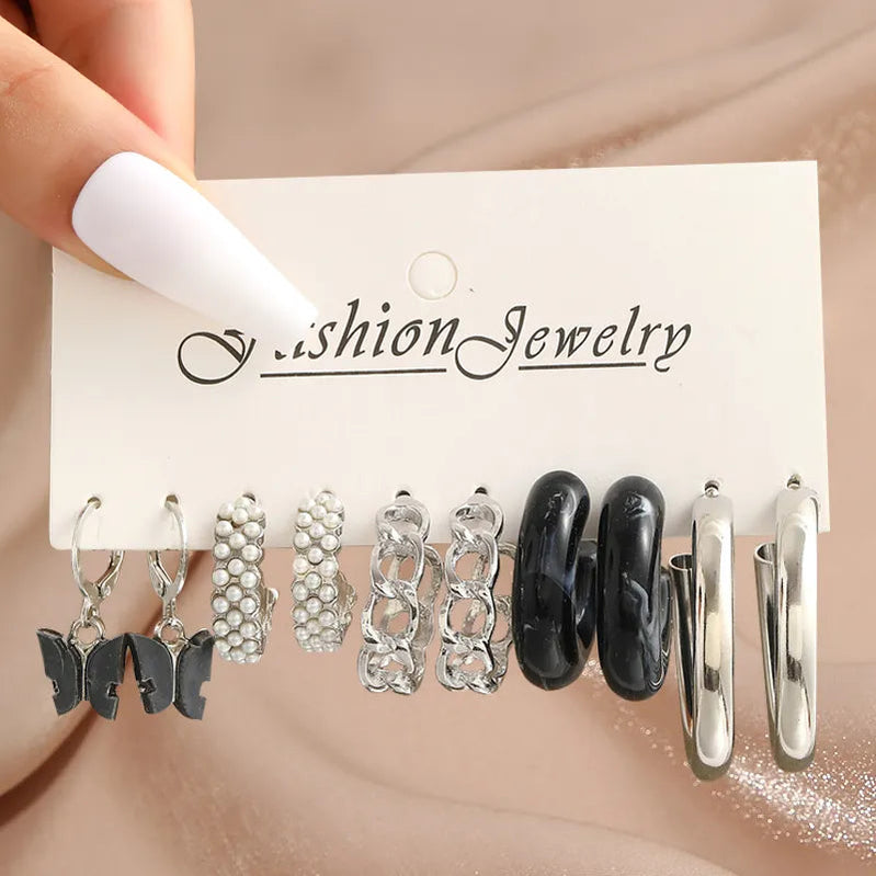 17KM Pearl Twist Hoop Earrings Set Butterfly Acrylic Dangle Earrings for Women Metal Hollow Gold Plated Earring Cartoon Jewelry No.11 CS5478025
