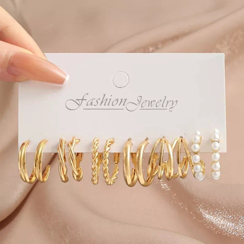 17KM Pearl Twist Hoop Earrings Set Butterfly Acrylic Dangle Earrings for Women Metal Hollow Gold Plated Earring Cartoon Jewelry No.38 CS5652401
