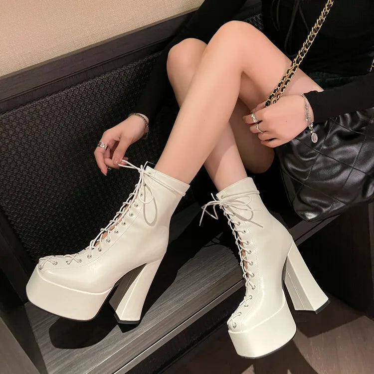 2024 Fantasy Lacquer Leather Side Zipper Short Boots 14cm Thick Heel Gretel Silver Leather Fashion Car Model Square Headed Boots
