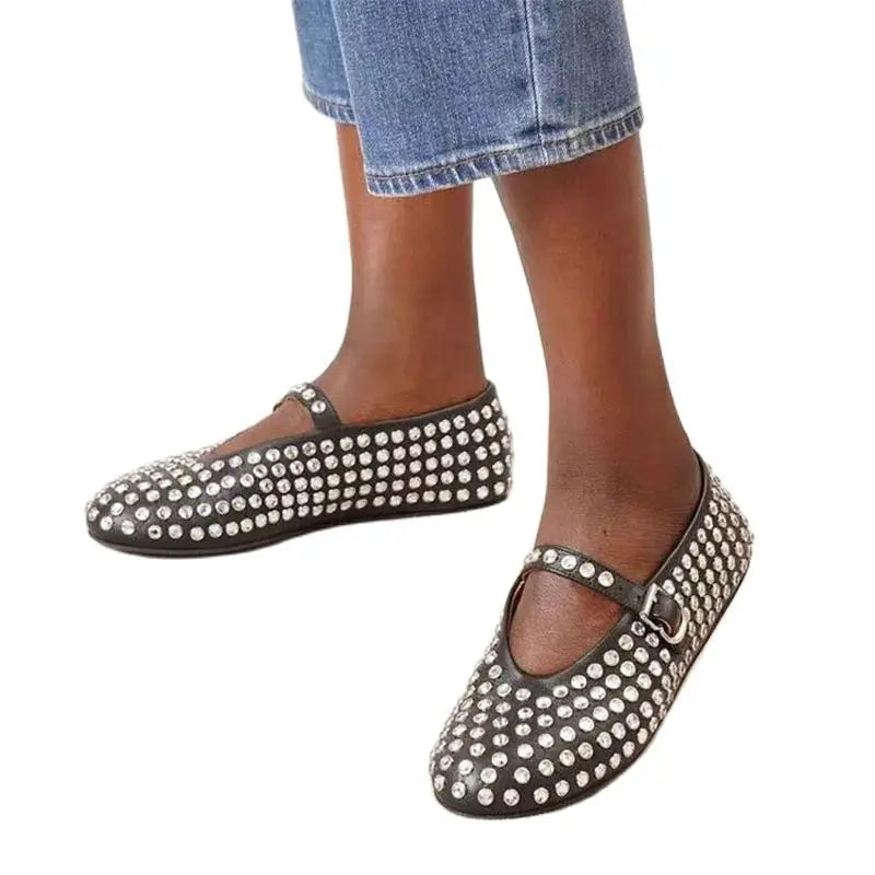 2024 Spring/Summer Luxury Brands in Europe and America Flat Bottom Women's Shoes Fashion Rivet Genuine Leather Casual Shoes