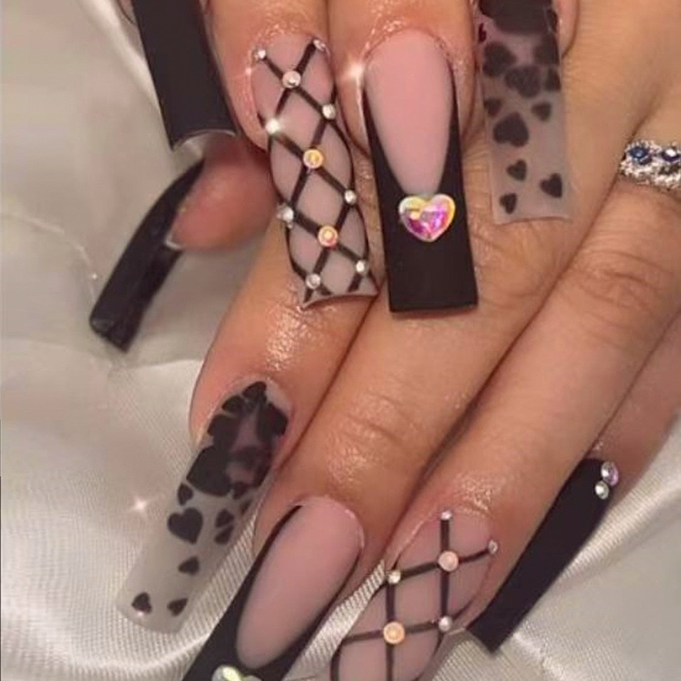 24Pcs Extra Long Ballet False Nails with Rhinestone Acrylic Square Head Fake Nails Heart-shaped Designs Wearable Press on Nails BW36