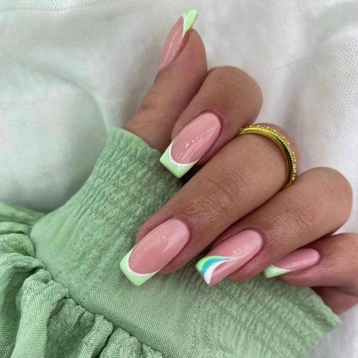 24Pcs Full Cover False Nails with Glue Long Square Coffin Fake Nails French Detachable Ballet Love Pattern Design Press on Nails 566