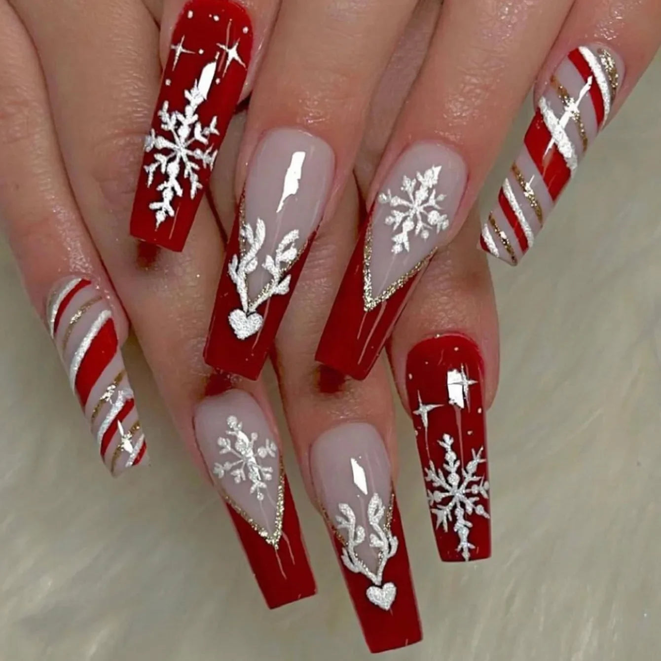 24Pcs Long Ballet Christmas False Nails Wearable Xmas pattern Fake Nails Elk Santa Claus snowflakes Full Cover Press on Nail Tip 18