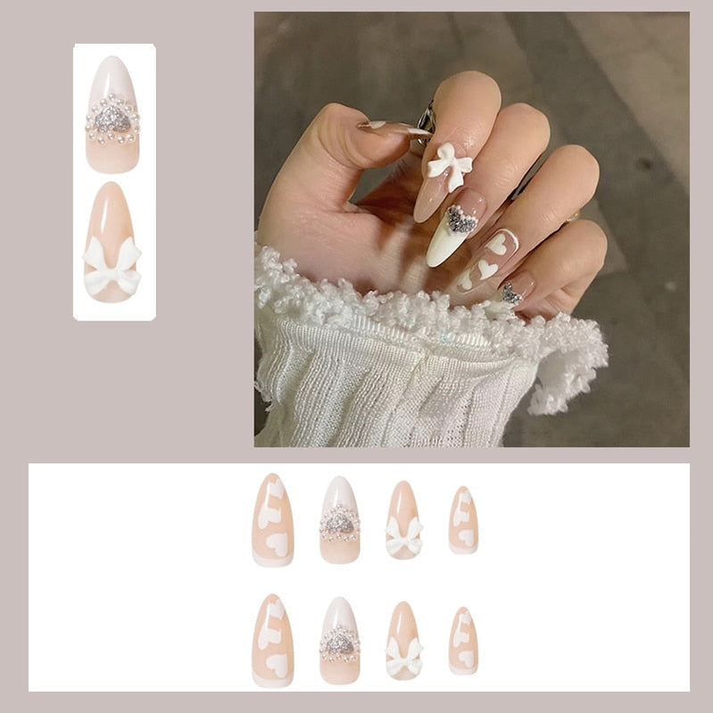 24pcs Glitter Gold Diamond False Nails French Butterfly Design Press on Nail Wearable Full Cover Acrylic Nail Tips for Girls Spain N38