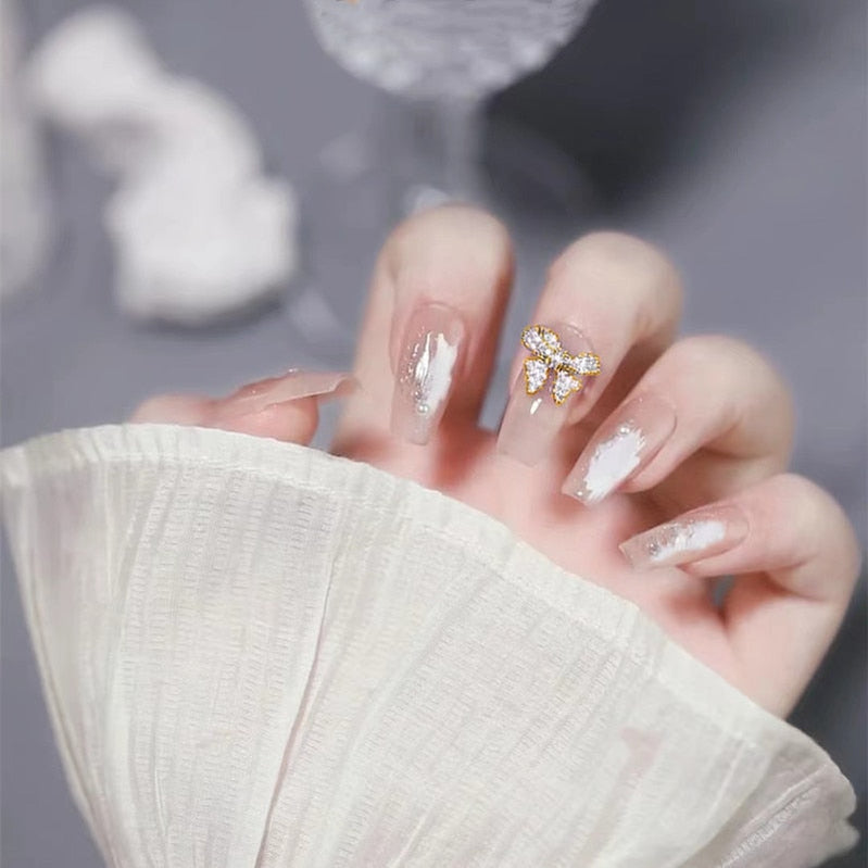 24pcs Glitter Gold Diamond False Nails French Butterfly Design Press on Nail Wearable Full Cover Acrylic Nail Tips for Girls Spain N3