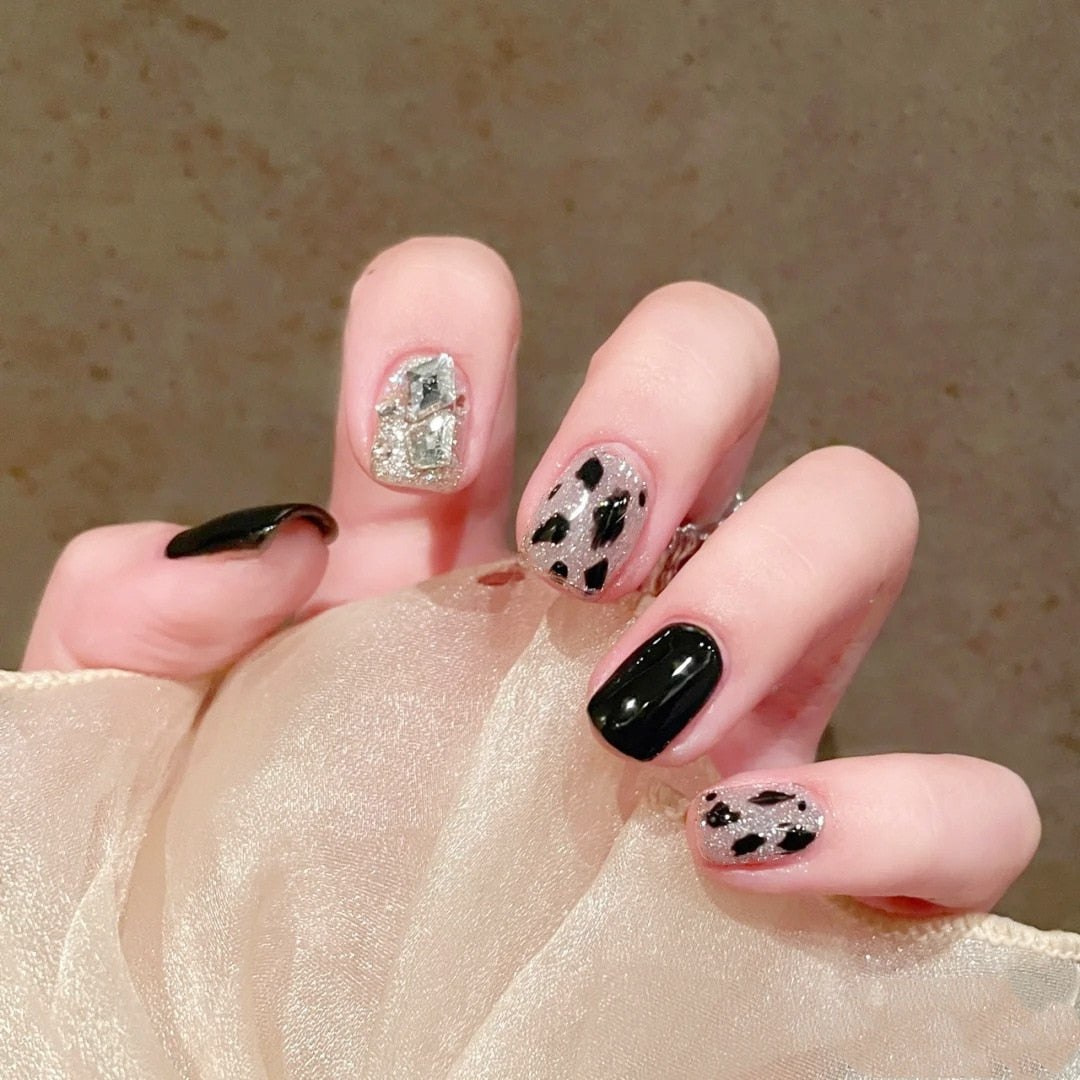 24pcs Kawaii Press on Nails y2k False Nails Set Rhinestone Acrylic Artificial Nails with Design Reusable french Long Fake Tips SS298