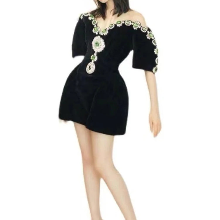 Summer Elegant black sexy strapless shoulder diamond shiny embellishments, fluffy mini party dress elegant fashion dress