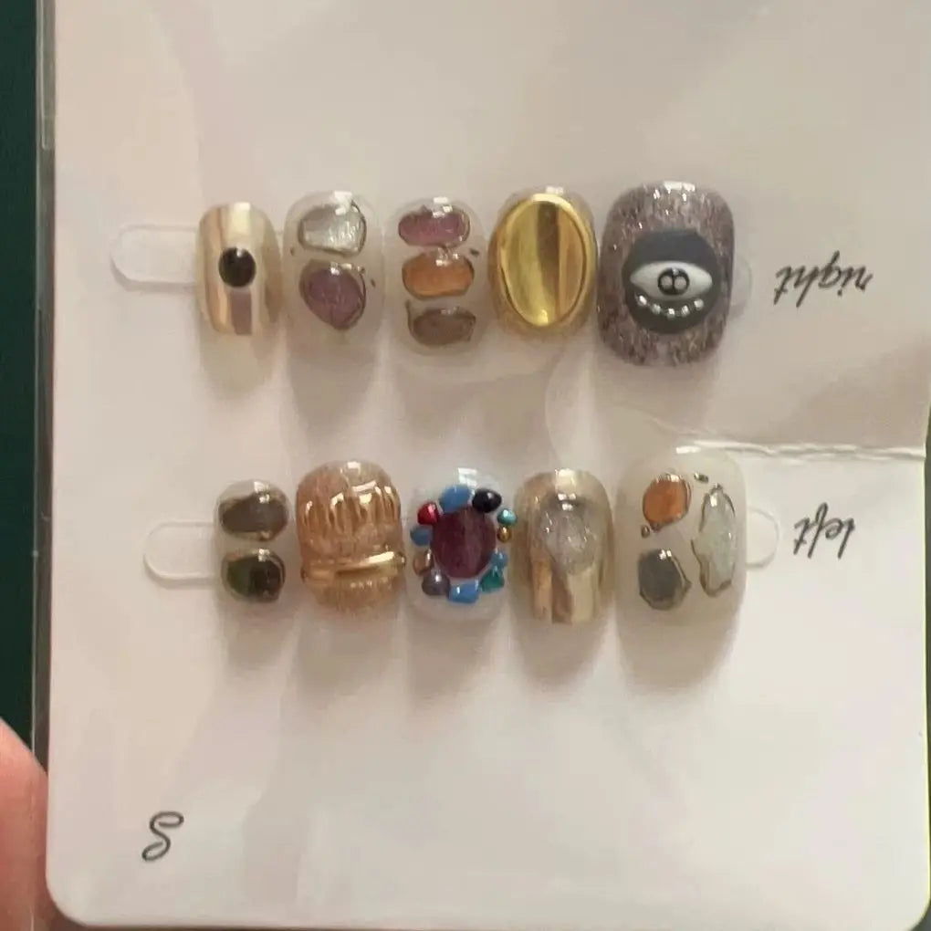 10Pcs Retro Niche Autumn Short Square Head False Nails Handmade Detachable Fashion Finished Nail Tips Clock Pattern Beauty Nails