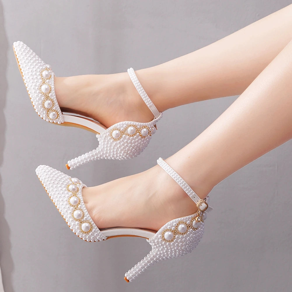 Crystal Queen Women Summer White Pearl Diamond Wedding Shoes High Heels Bride Dress Stiletto Show Party Sandals Pieces Buckles