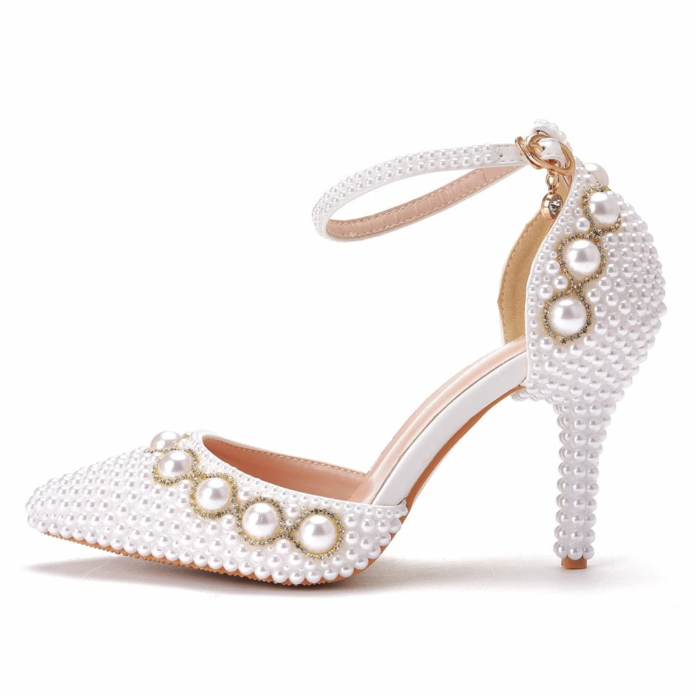 Crystal Queen Women Summer White Pearl Diamond Wedding Shoes High Heels Bride Dress Stiletto Show Party Sandals Pieces Buckles