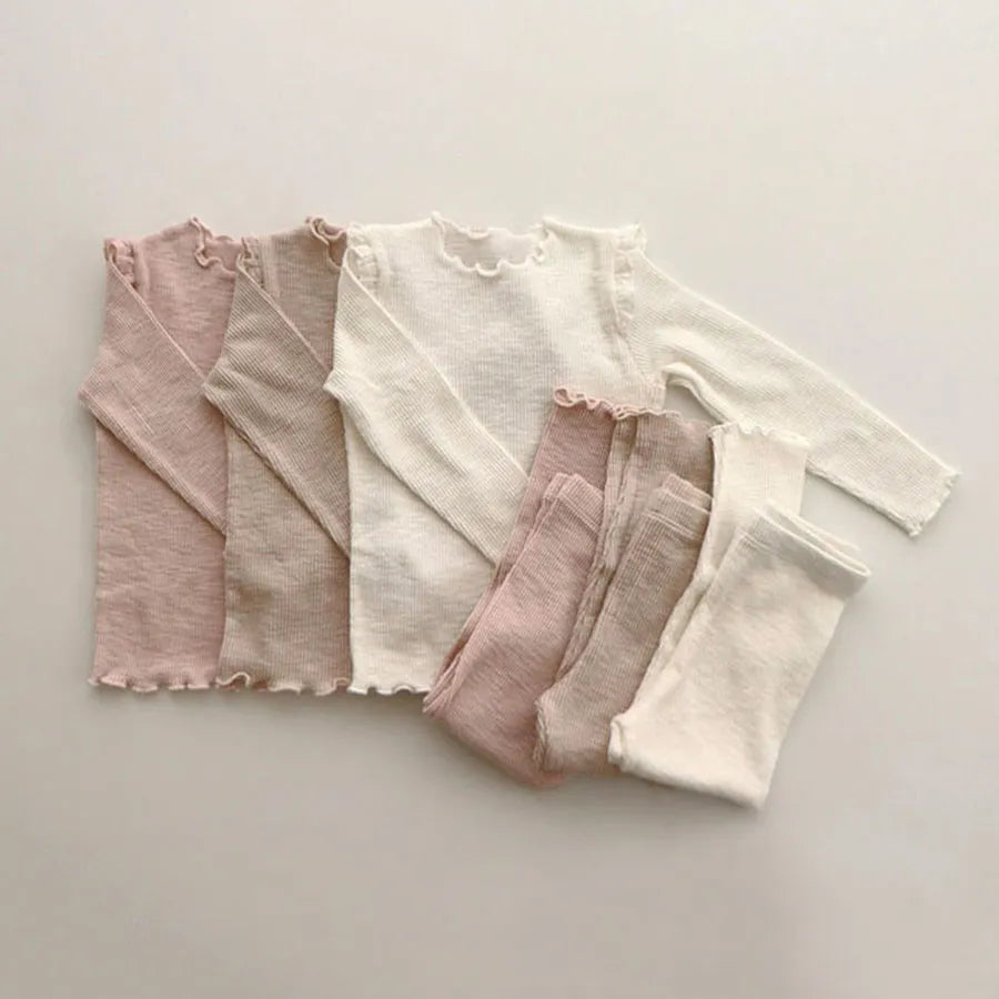 秋の子供パジャマキッズアンダーウェアベビーガールズの服セット女の子のための睡眠服セット女の子のためのパジャマ幼児の服装