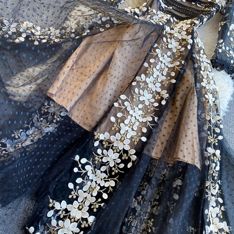 Luxury Gold Embroidery Lace Dress Vestidos Party Robe Dress Women Summer V-neck Lace Patchwork Dot Mesh Long Dress