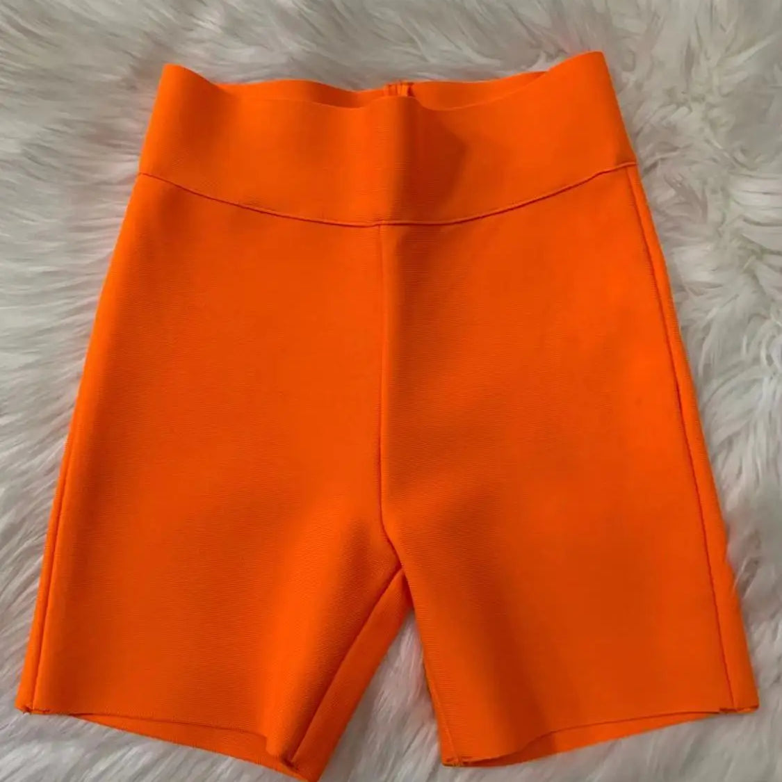 Calças de bandagem de rayon elásticas cinza preto e branco de celebridades de alta qualidade, shorts esportivos justos da moda