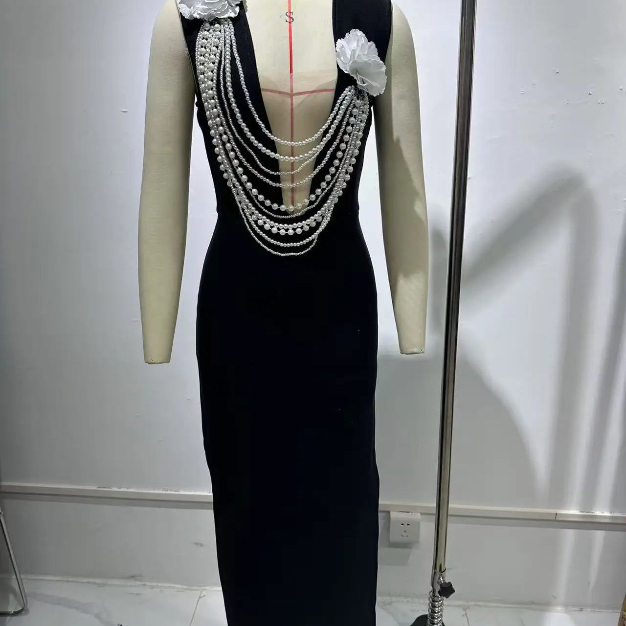 Arrival Women Sexy Sleeveless Pearl Beading Bodycon Bandage Long Dress Celebrate Evening Party Nightclub Outfit Vestido