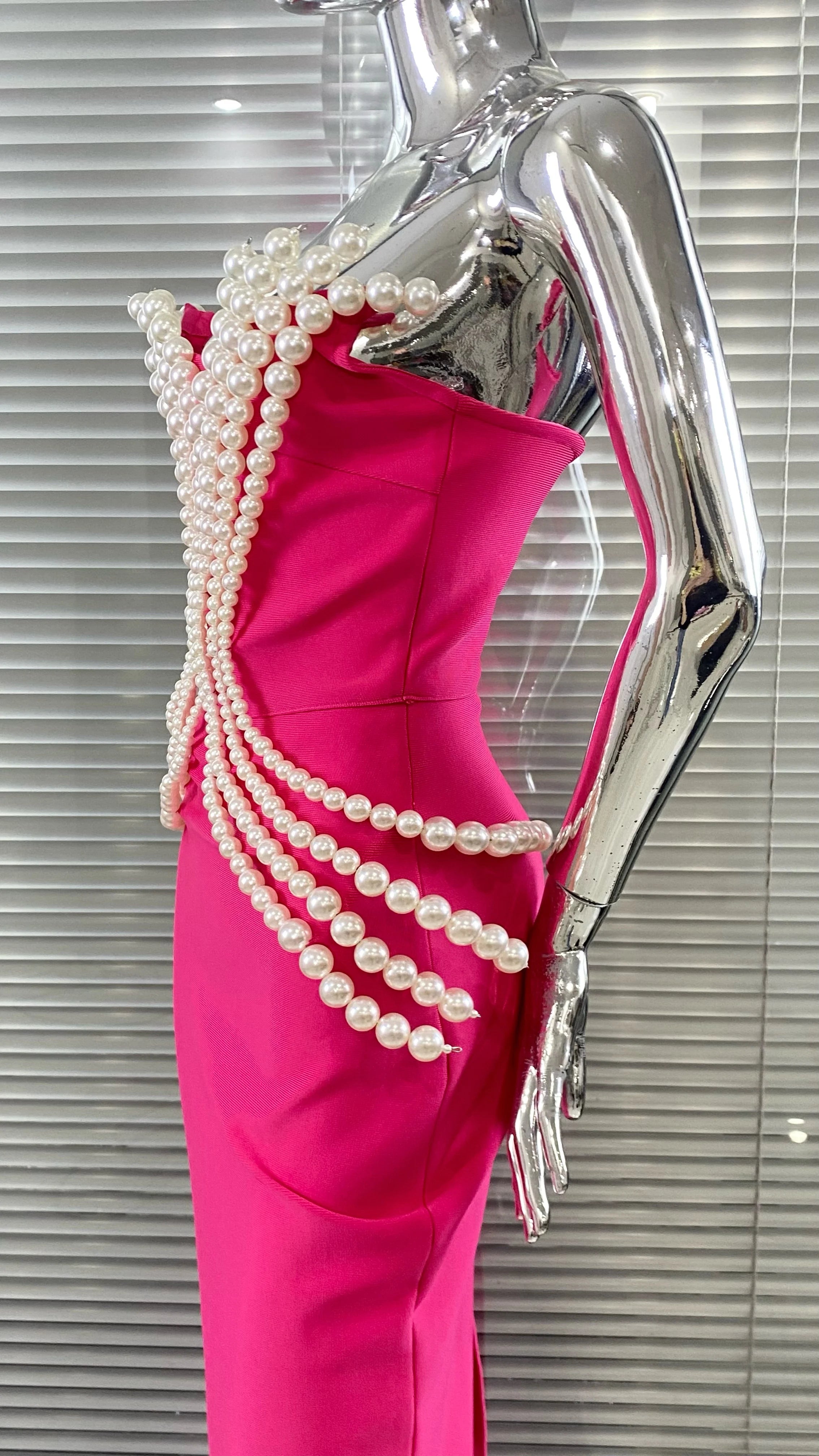 Luxury Pearl Geometric Design Strapless Package Hips Bandage Long Dress Elegant Woman Party Dress Celebrity Party Vestido