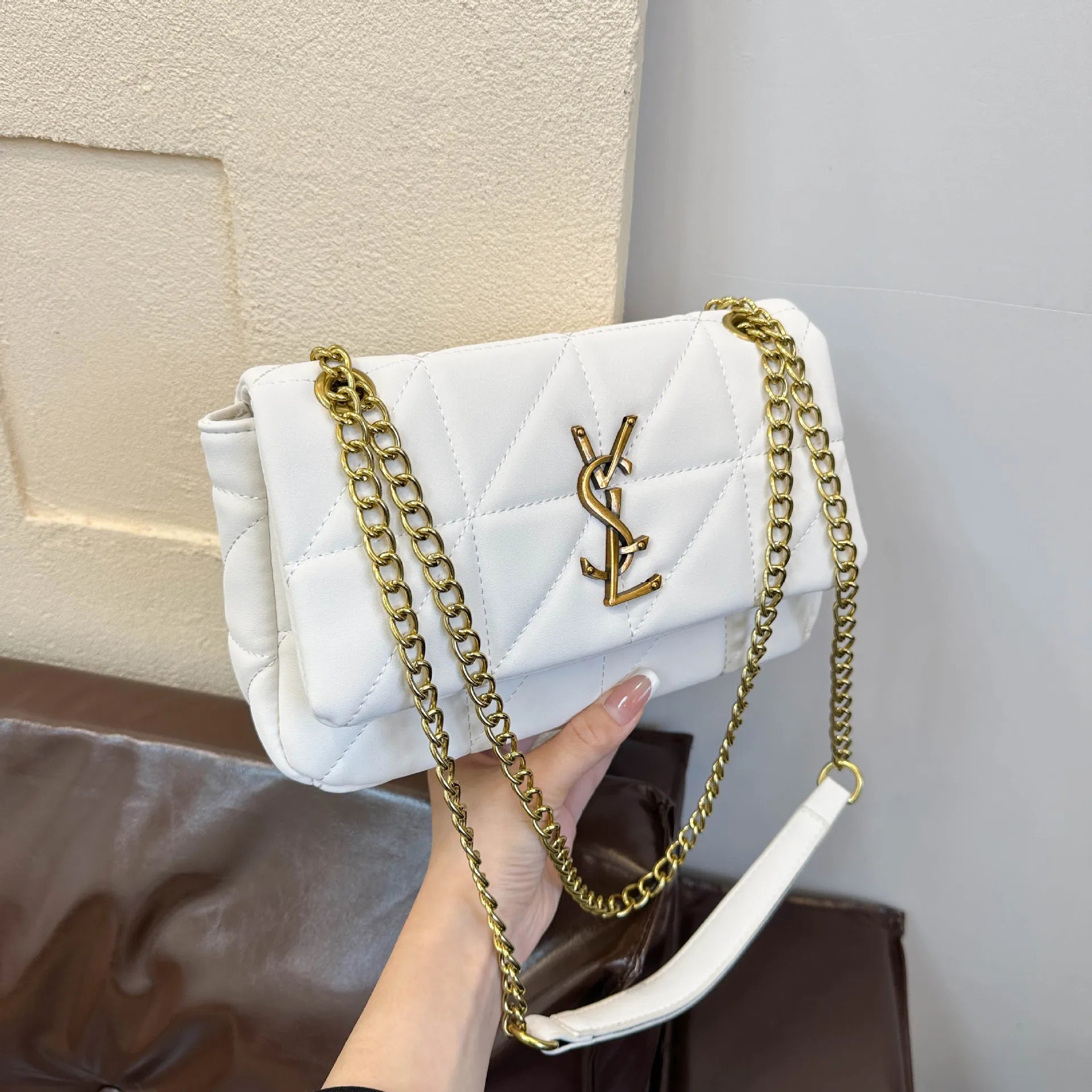 Chic Quilted Chain Crossbody Bag 2025 Trendy Square Purse for Women Versatile Mini Shoulder Bag Casual & Office Essential