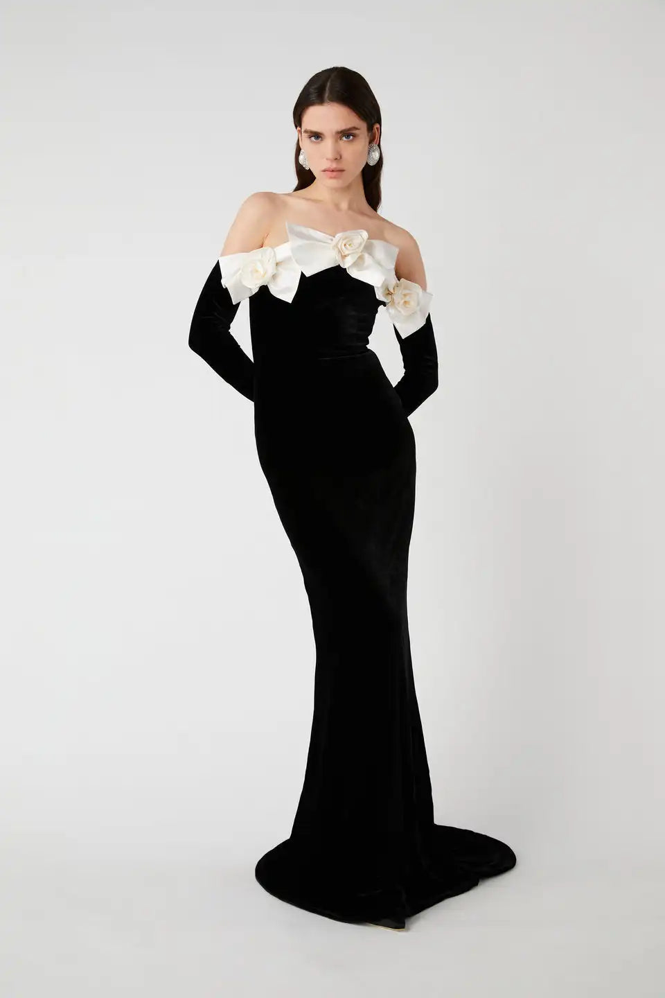 Winter Style Women Long Sleeve Sexy Off the Shoulder Floor-length Dress Velvet Elegant Evening Party Celebrate Dress