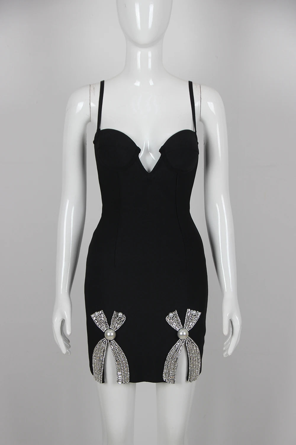 Women Sleeveless Sexy Strap Diamond Rhinestones Bodycon Mini Dress Bandage Fashion Nightclub Party Celebrate Dress New Designer