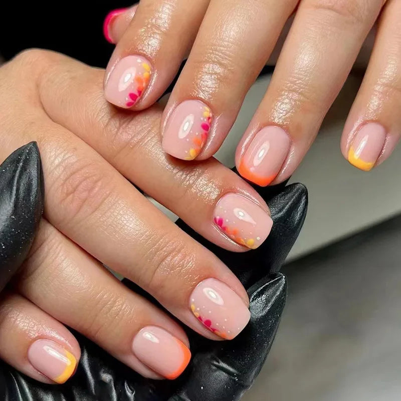 24Pcs Fashion Fake Nails Tips Marbling Design Short Square Head Press on False Nails Retro Brown Wearable Nails Set Manicure