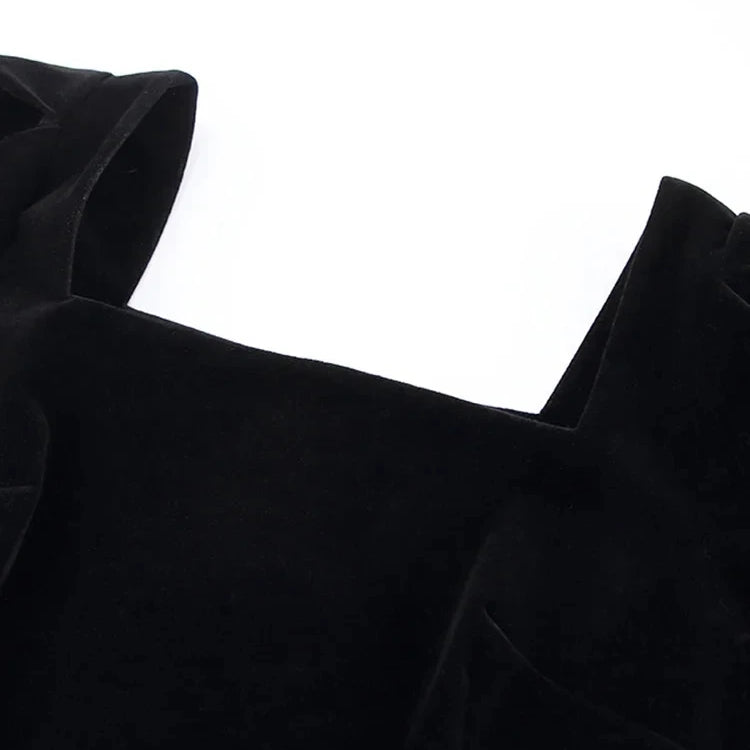 Women's Velvet Square Neck Pretty Dress Mini Wrap Hip Bubble Sleeve Short Skirt Zipper Decoration Long Sleeve Party Dress