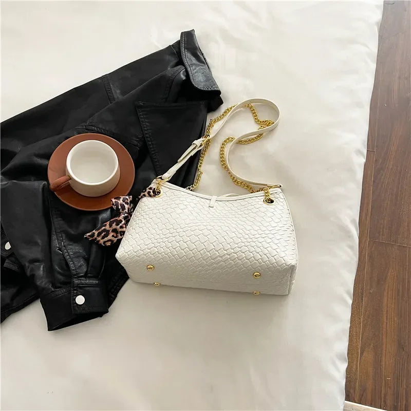 Popular Leather Crossbody Bag for Women Luxury Brand Famous Designer Classic Elegant Tote Bag with Strap