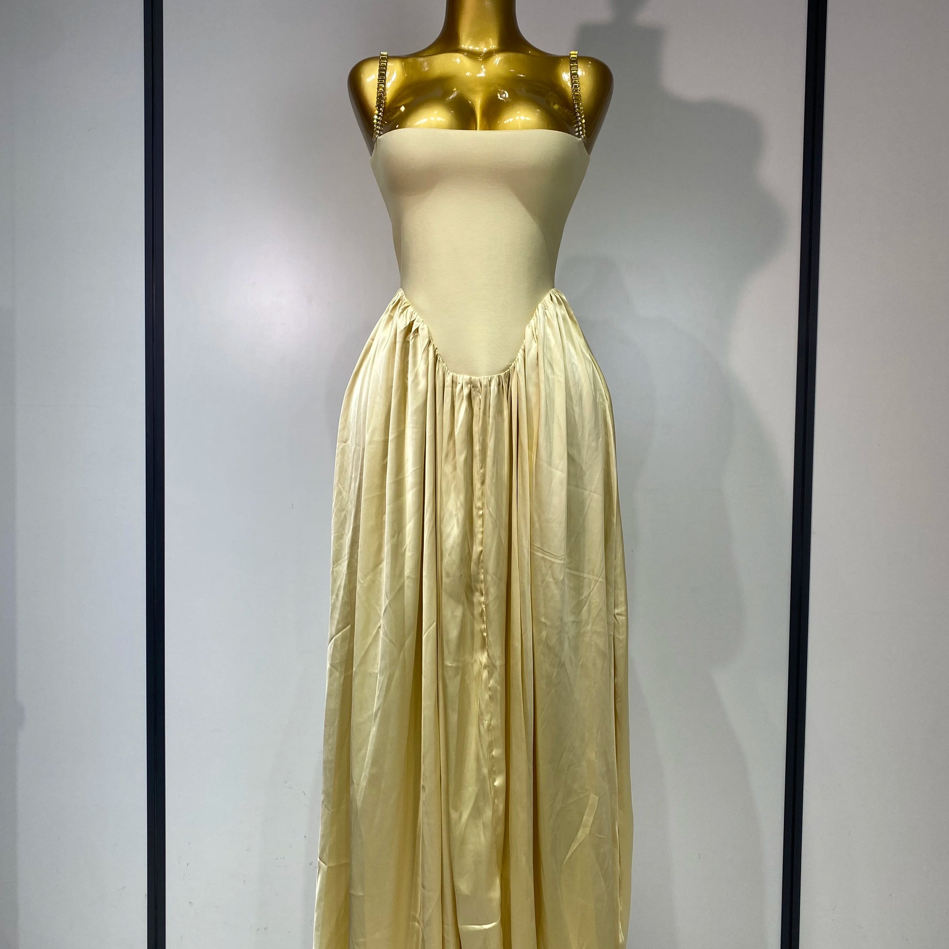 Women Sexy Strap Chain Sleeveless Long Dress Fashion Slimming Hundred Fold Dresses Elegant Evening Party Wedding Guest Gowns