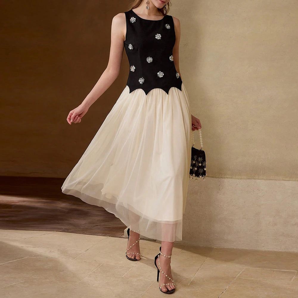 TWOTWINSTYLE Hit Color Spliced Appliques Elegant Dresses for Women Round Neck Sleeveless Patchwork Mesh Dress Female Fashion New