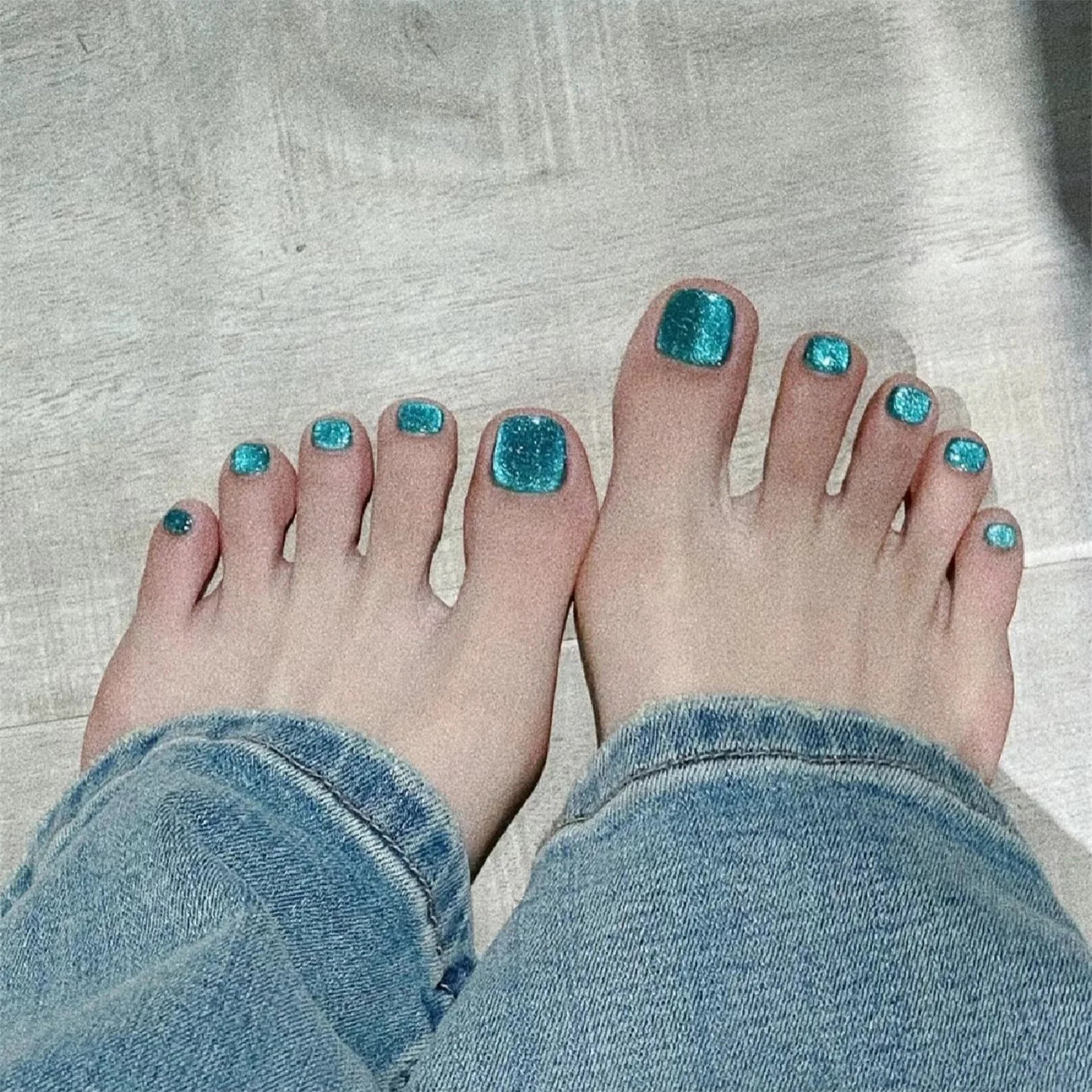 24pcs Summer False Toenails Aurora Cat Eye Fake Toenail Patches Beach Wearable Detachable Square Head Press on Toe Nails