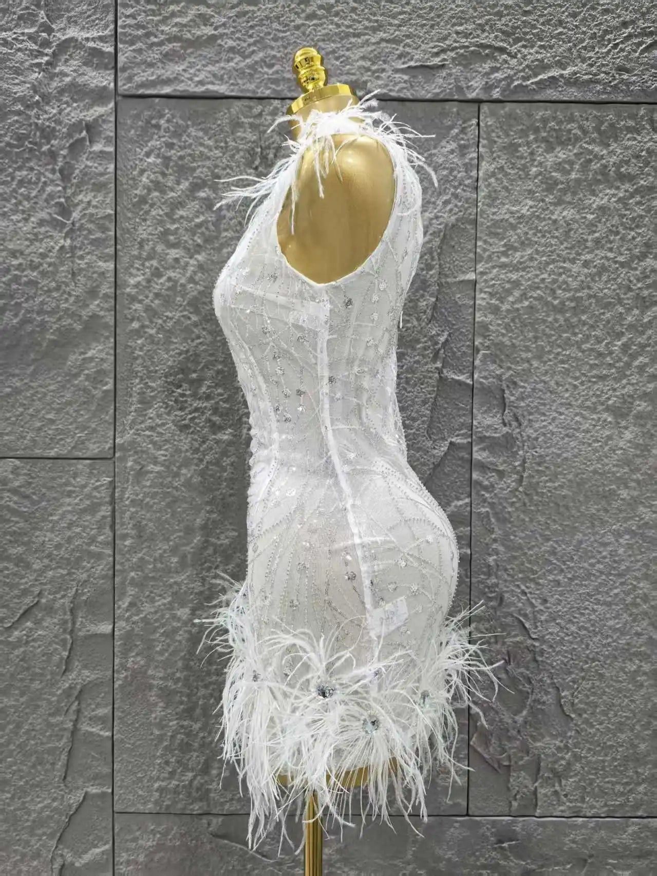 White Color Women Sleeveless Sexy V-Neck Bodycon Mini Dress Feathers Celebrate Birthday Party Cocktail Outfit Wholesale