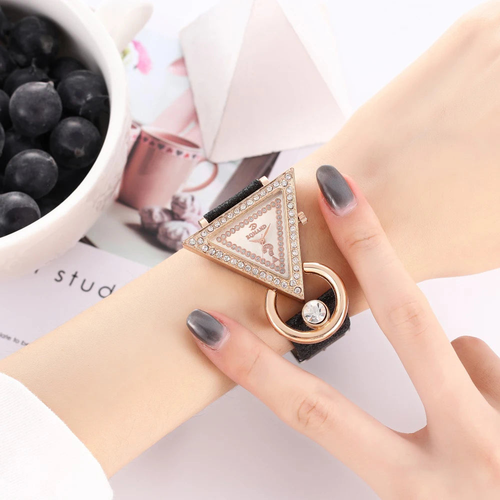 5pcs Set Watch For Women Watches Fashion Versatile Women's Creative Inverted Triangle Rhine Quartz Watch