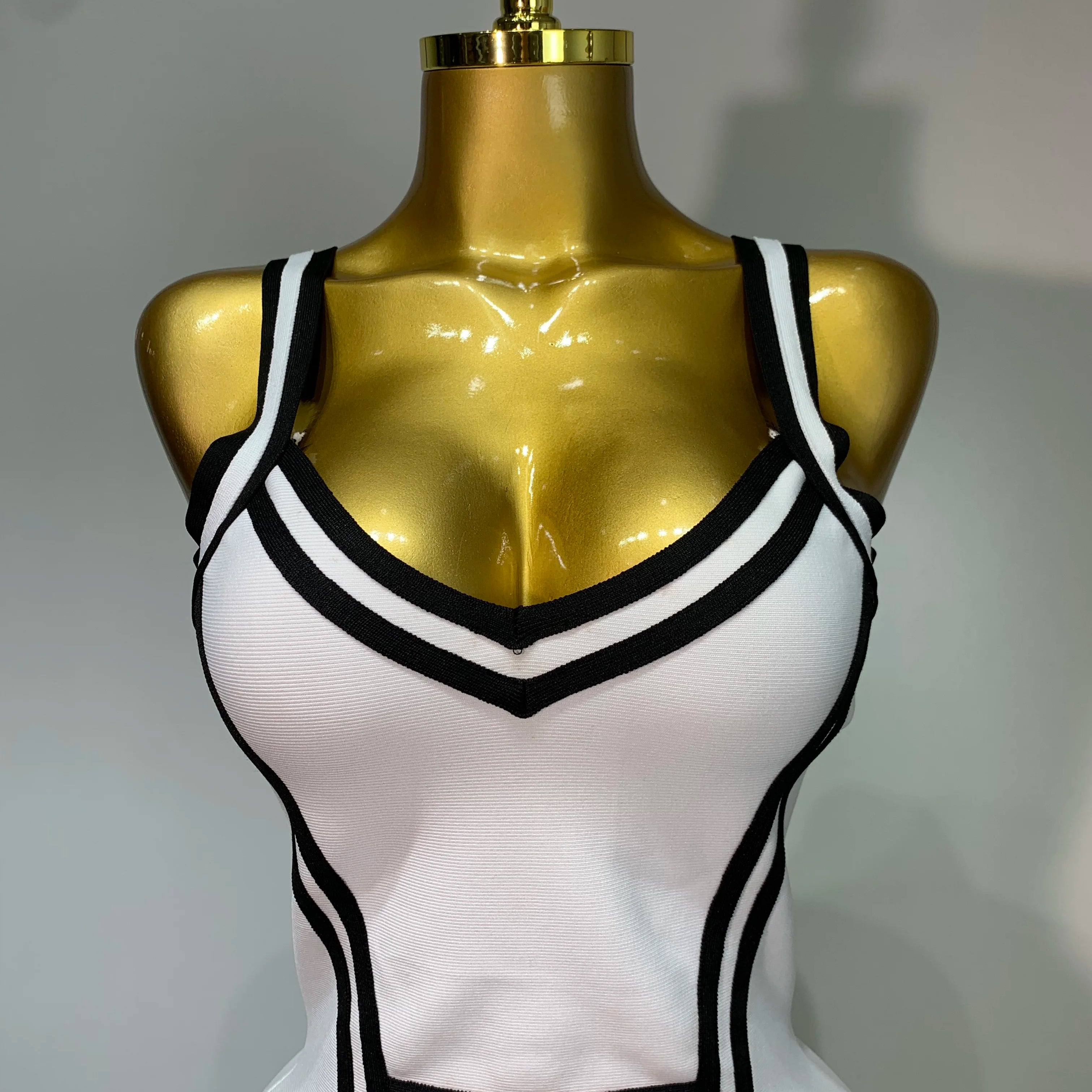 Vestido bandage bodycon feminino sexy sem costas com babados e decote profundo 2025, vestido de celebridade elegante para festa noturna, aniversário de luxo, clube