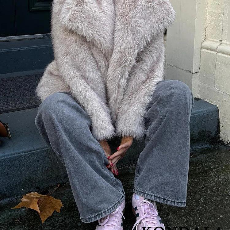 Vintage Faux Fur Oversized Coats Women Fashion Autumn Winter Thick Warm Jackets Casual Pockets Elegant Outwears