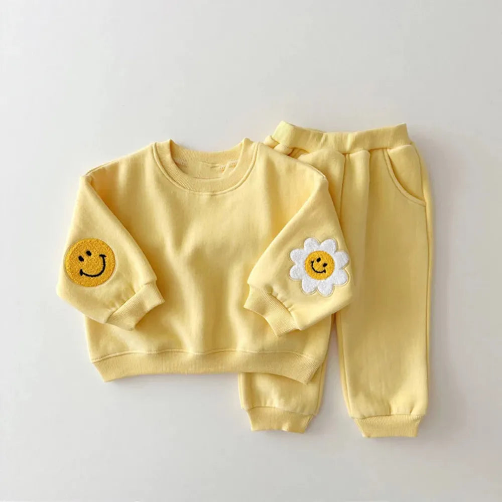 Korea Baby Boys Clothing Sets Spring Autumn Cotton Clothes Children Sweatshirt Baby Girls Pullover Tops+ Pant Suits 2PCS AM2400Yellow