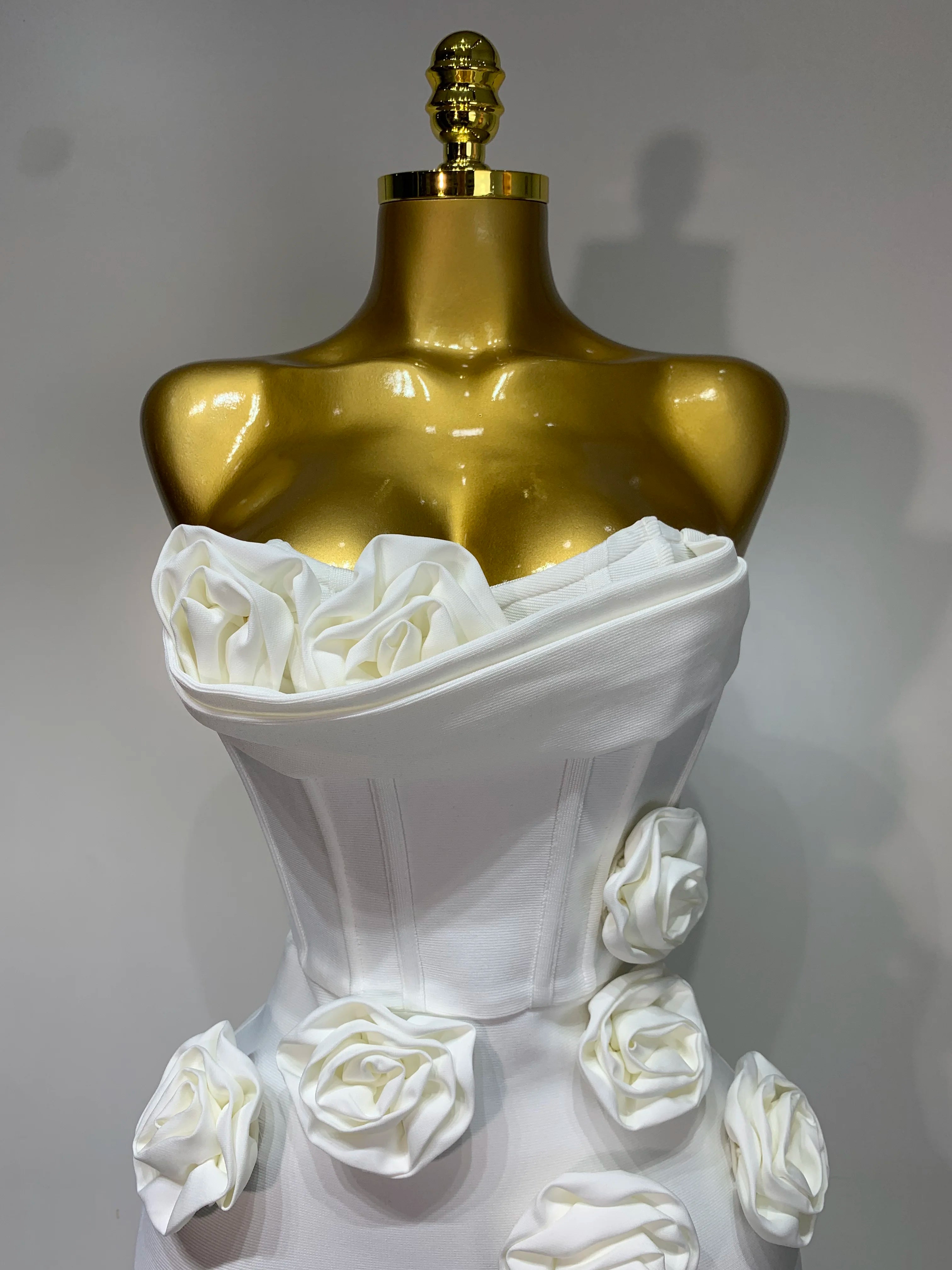 Women Sexy Bodycon Dress Fashion White Elegant Strapless Flower Slim Dress Casual Streetwear Club Birthday Party Dresses