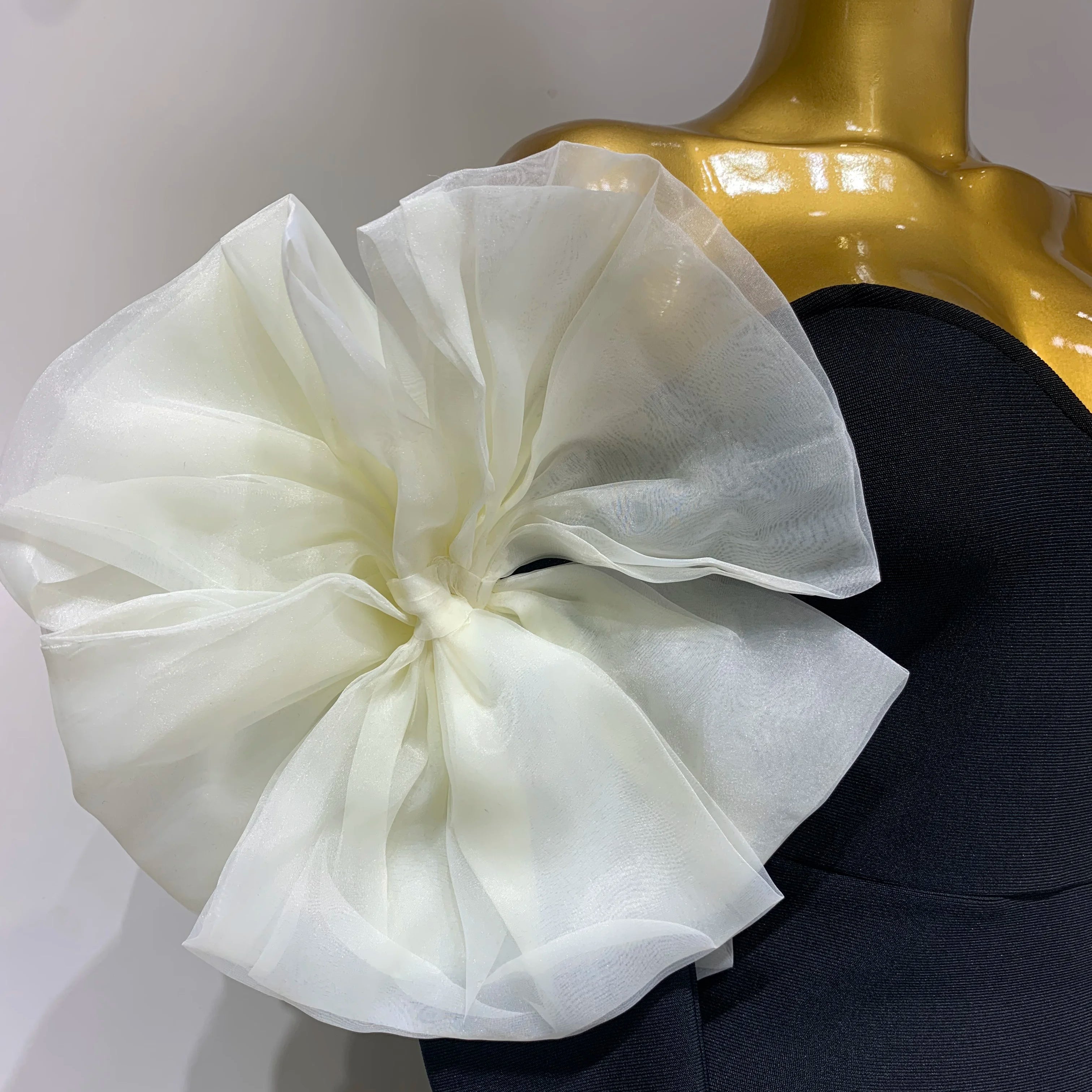 Women Sexy Off Shoulder Bodycon Bandage Dress 2025 Long Sleeved Celebrity Elegant Backless Dress Luxury Birthday Dresses