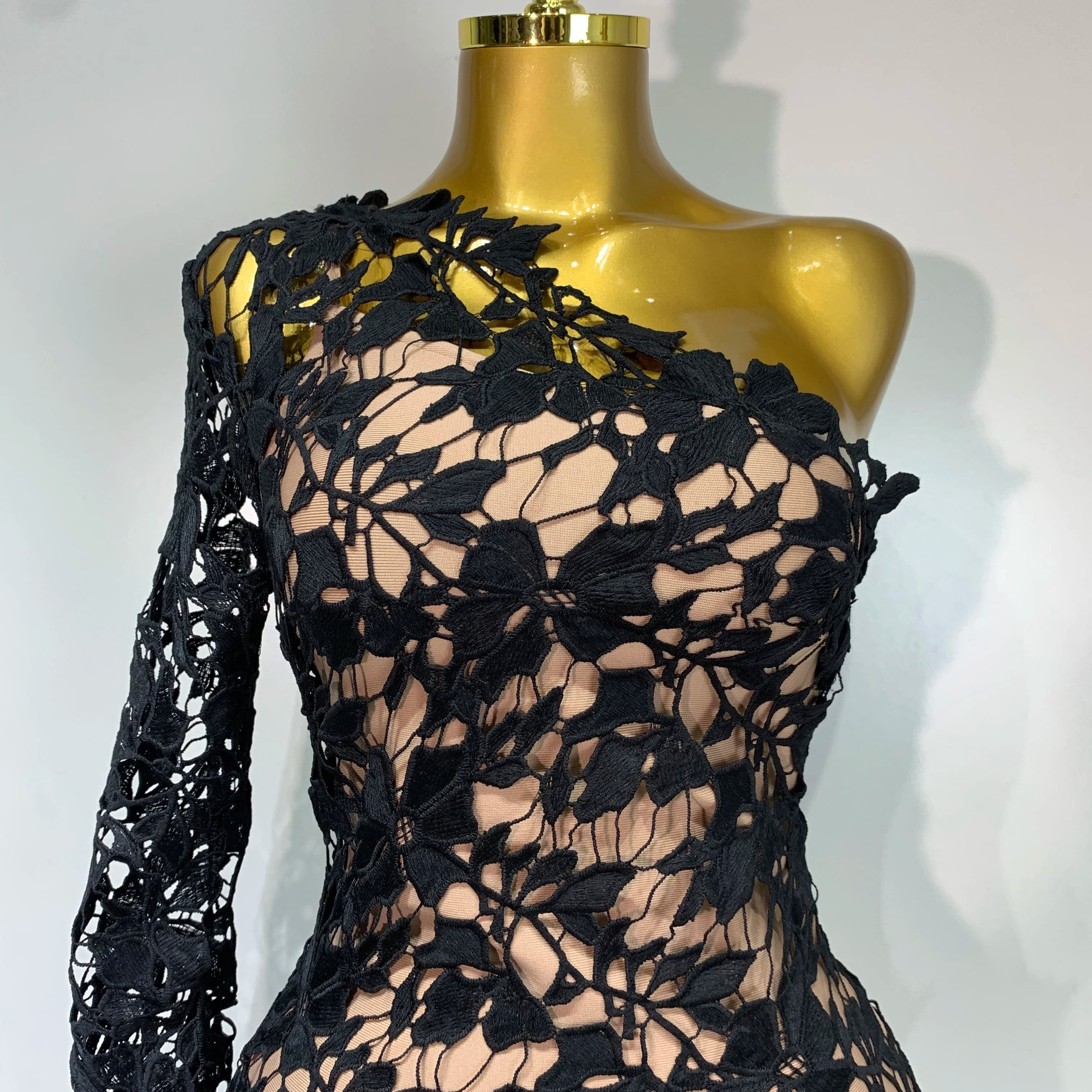 Women Sexy Lace Patchtop Bandage Dress Diagonal Collar Single Shoulder Long Sleeve Bodycon Dress Party Luxury Birthday Dresses