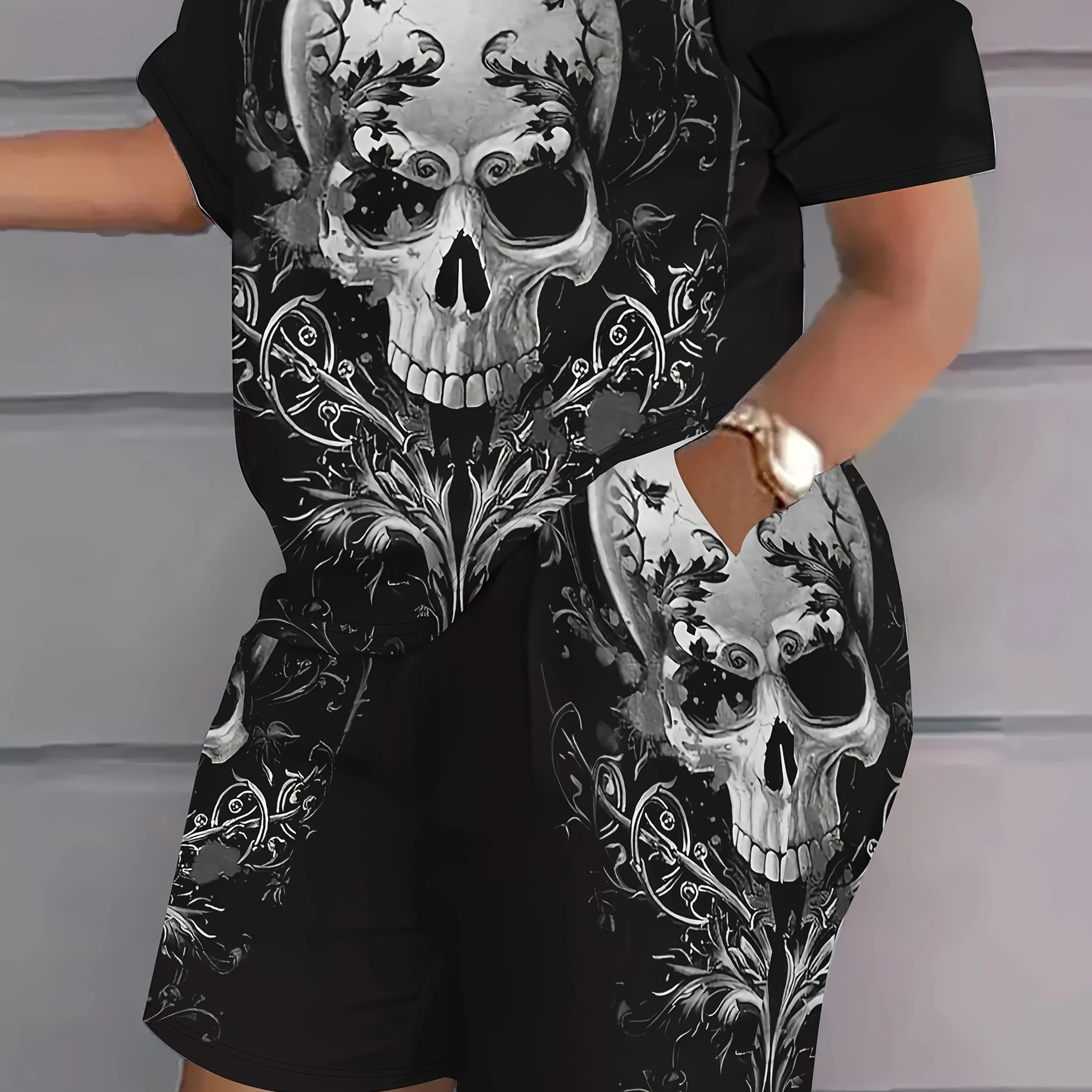 2025 Fashion Summer Women's Clothing Plus Size Ladies Loose and Comfortable 3D Skull Short Sleeve Round Neck T-Shirt Shorts Set