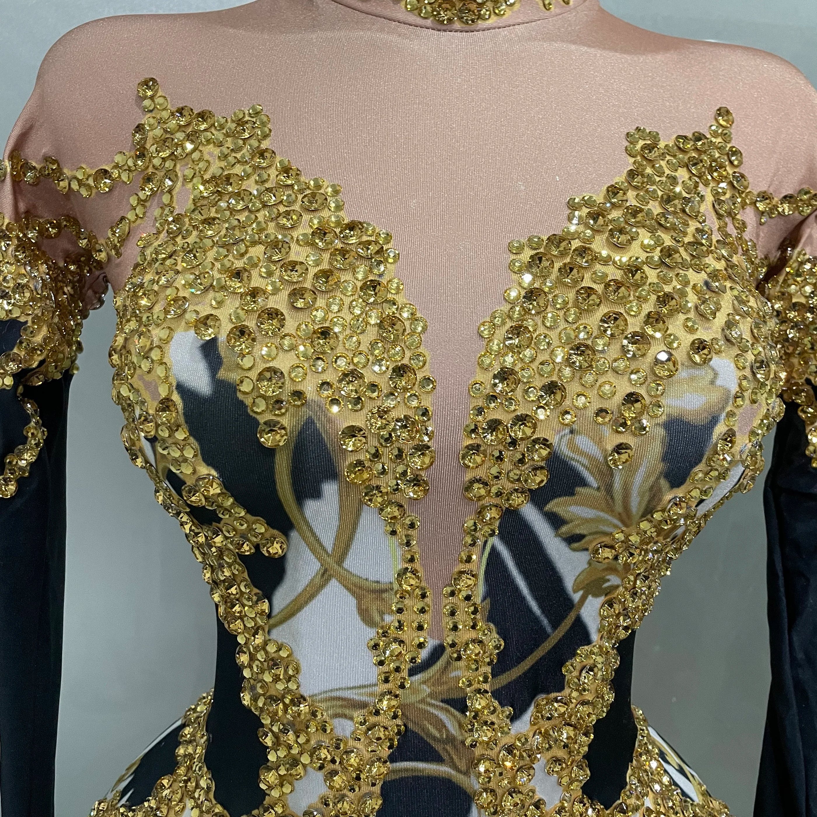 Sparkly Gold Rhinestones Jumpsuit With Gloves 2025 New Women Sexy Printed Party Nightclub Bar Singer Stage Performance Costume