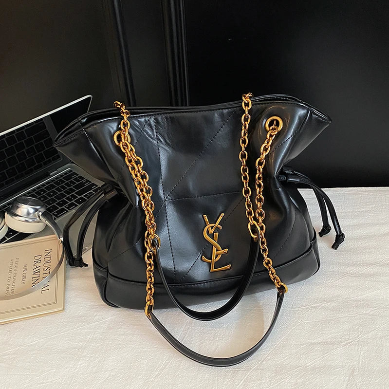 Classic large capacity handbag, luxurious popular chain strap shoulder bag, spacious and comfortable women's zipper bag