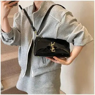 New Paris Designer Trends Luxury Women's Crossbody Bag Commuter Mobile Phone Niche Fashion Texture Bag Shoulder Bag For Women