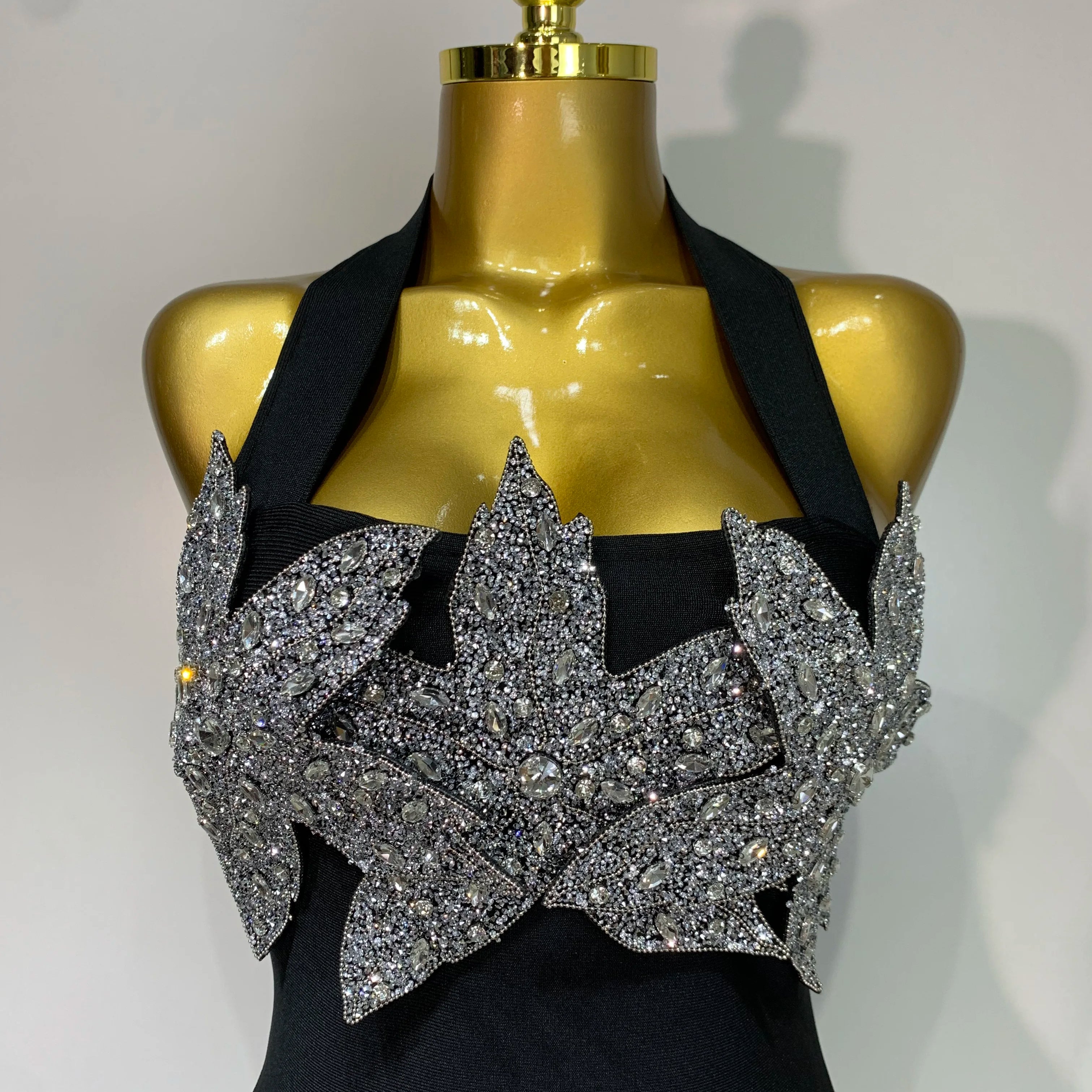 Women Sexy Sleeveless Halter Backless Shiny Diamond Flower Bodycon Bandage Dress Celebirty Elegant Evening Party Birthday Dress