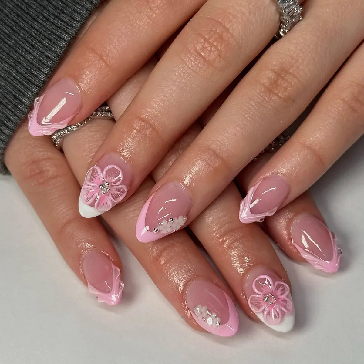 24Pcs Short Almond Fake Nails with Pink White French 3D Flower Design Press on False Nails Oval Detachable Full Cover Nails Tips